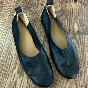 Everlane Black Leather Ballet Flat